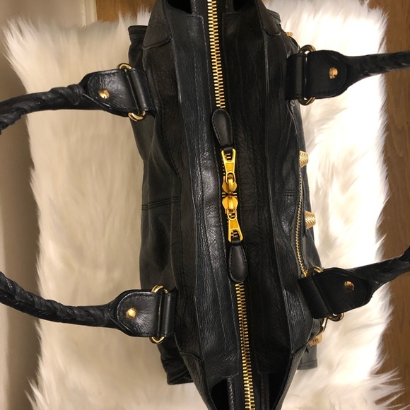 balenciaga giant part time